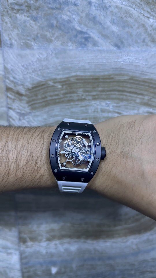 Instagram post from averstimewatches. This post is in position 3.