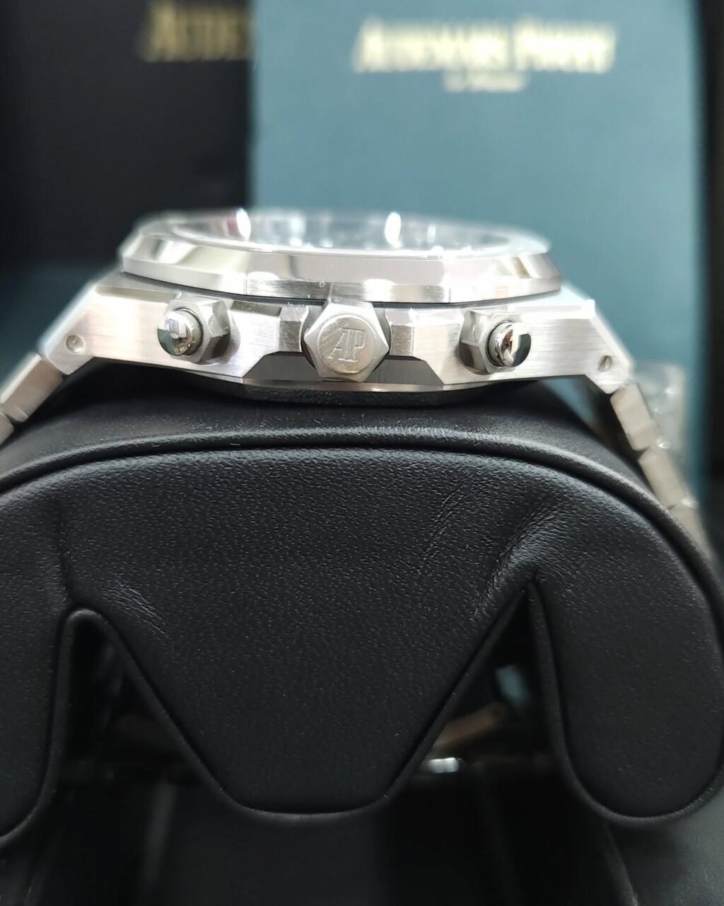 Instagram post from averstimewatches. This post is in position 1.
