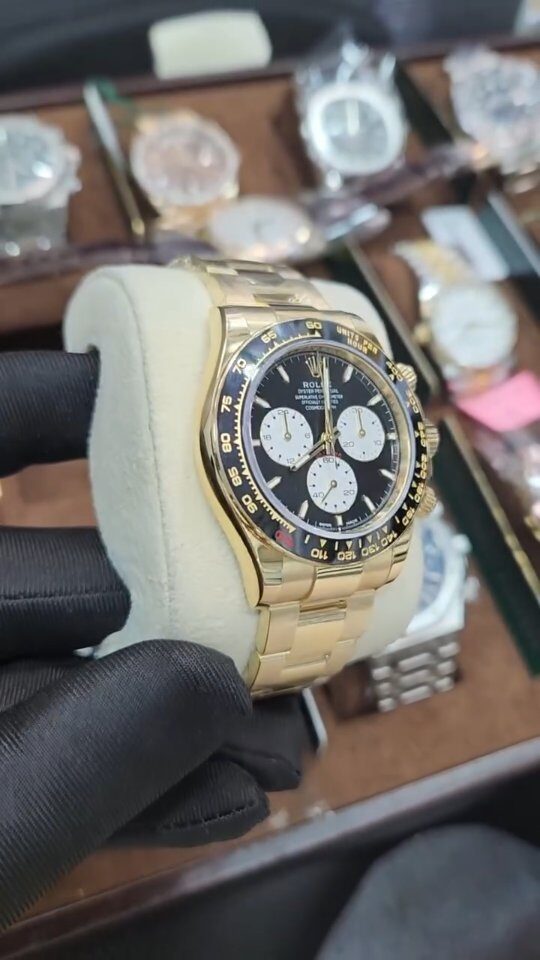 Instagram post from averstimewatches. This post is in position 3.
