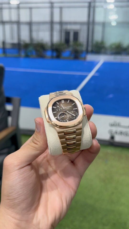 Instagram post from averstimewatches. This post is in position 4.
